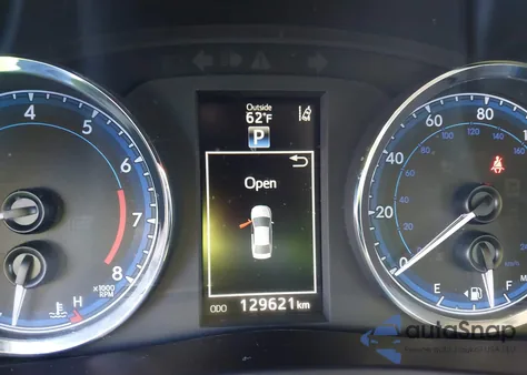 2018 Toyota Corolla Se from USA, damaged, VIN 5YFBURHE3JP786899